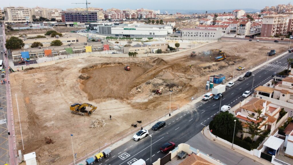 Inicia el proyecto de un nuevo parque comercial en Torrevieja